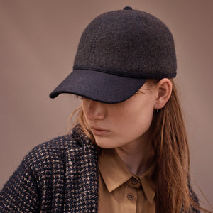 Sarah J Curtis - Dark navy / Charcoal Woollen cap