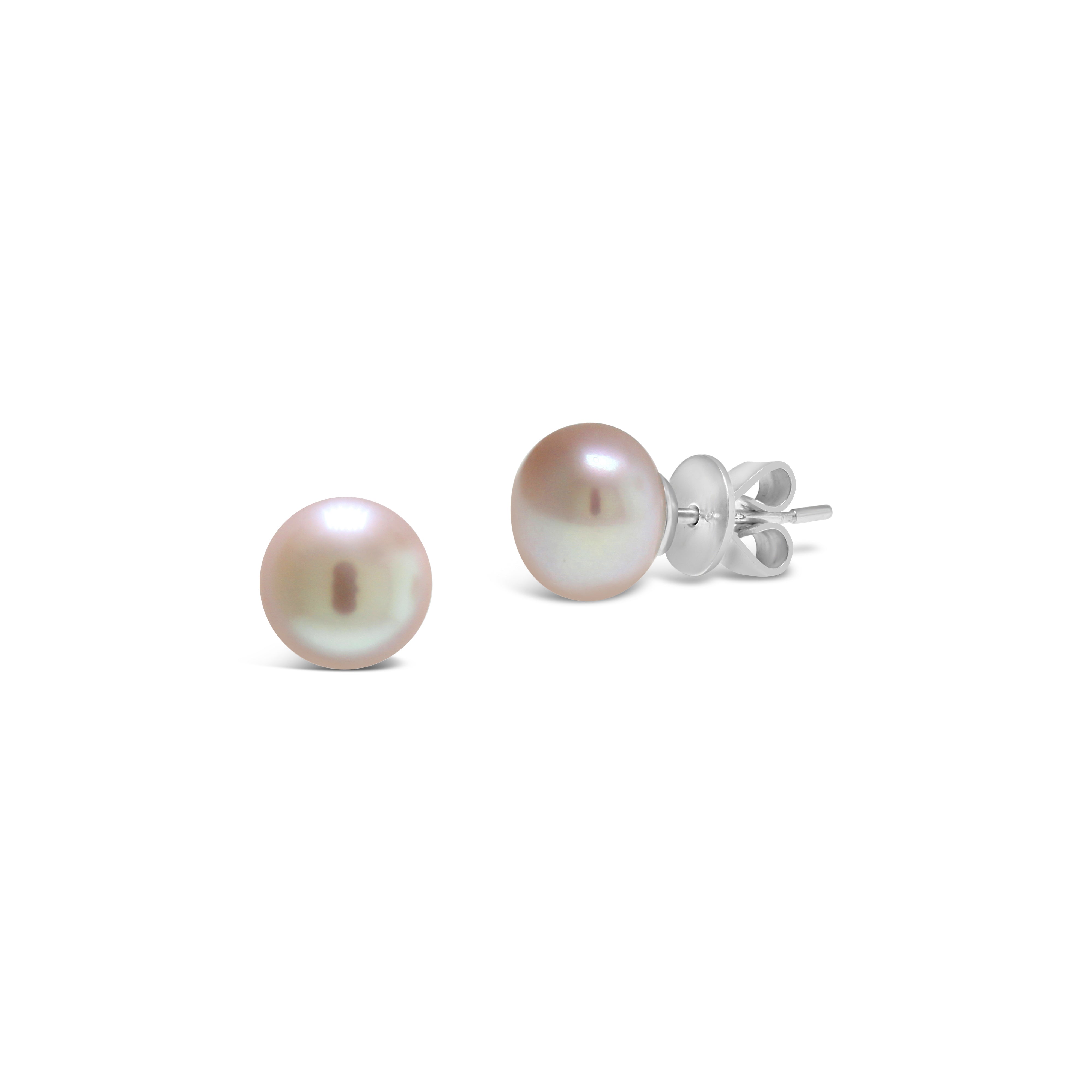 By Fairfax and Roberts Classic Freshwater Pearl earings